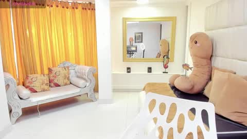 gabriela online show from 02/28/25, 01:25