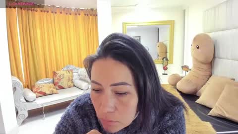 gabriela online show from 03/11/25, 12:39