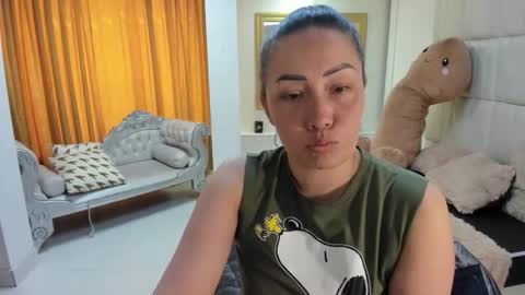 gabriela online show from 11/18/25, 02:54