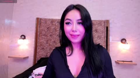 Snapshot of gabydesire chatting on 03/01/25, 01:00 GABY DESIRE online show from 03/01/25, 01:00