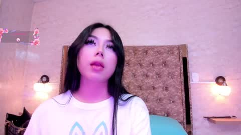 Snapshot of gabydesire chatting on 03/02/25, 01:04 GABY DESIRE online show from 03/02/25, 01:04