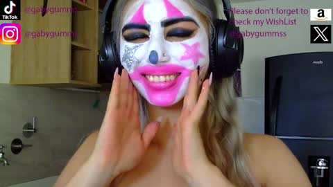 Snapshot of gabygumms chatting on 09/09/25, 12:48 gabygumms online show from 09/09/25, 12:48