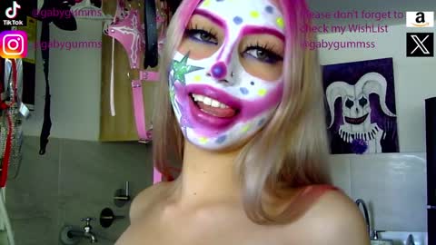 Snapshot of gabygumms chatting on 09/22/25, 05:04 gabygumms online show from 09/22/25, 05:04