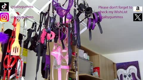 Snapshot of gabygumms chatting on 09/29/25, 02:11 gabygumms online show from 09/29/25, 02:11