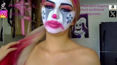 Snapshot of gabygumms chatting on 10/02/25, 01:51 gabygumms online show from 10/02/25, 01:51