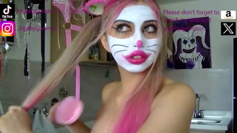 Snapshot of gabygumms chatting on 10/04/25, 01:20 gabygumms online show from 10/04/25, 01:20