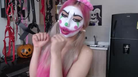 Snapshot of gabygumms chatting on 10/08/25, 02:47 gabygumms online show from 10/08/25, 02:47