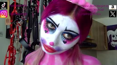 Snapshot of gabygumms chatting on 10/12/25, 01:54 gabygumms online show from 10/12/25, 01:54