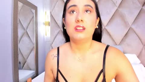 Snapshot of gabyparker_ chatting on 11/13/25, 12:26 Gaby online show from 11/13/25, 12:26