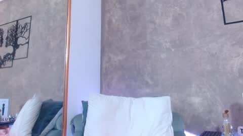 Gaby online show from 12/31/24, 01:36