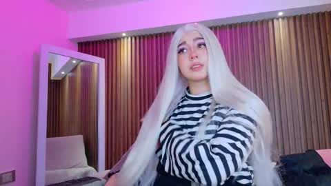 gabyrose9 online show from 12/01/25, 11:37