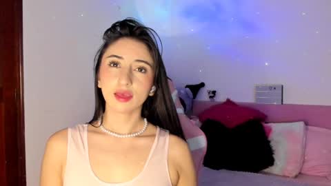 Snapshot of gabyye_capprins chatting on 02/26/25, 01:21 gabyye capprins online show from 02/26/25, 01:21