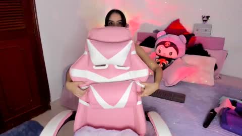 Snapshot of gabyye_capprins chatting on 02/26/25, 07:27 gabyye capprins online show from 02/26/25, 07:27