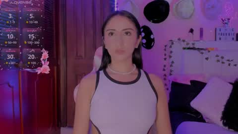 Snapshot of gabyye_capprins chatting on 09/25/25, 12:25 gabyye capprins online show from 09/25/25, 12:25