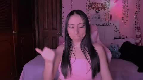 Snapshot of gabyye_capprins chatting on 11/14/25, 12:31 gabyye capprins online show from 11/14/25, 12:31