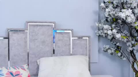 gabyyjones online show from 03/12/25, 11:31