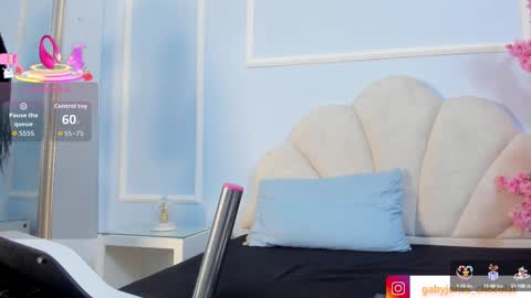 gabyyjones online show from 09/09/25, 09:09