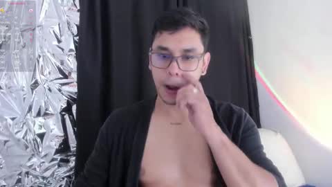 Gadiel online show from 10/08/25, 03:59