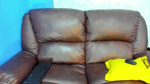 gadiel_sex online show from 03/11/25, 05:24