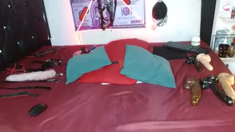 gael hot online show from 03/19/26, 02:04