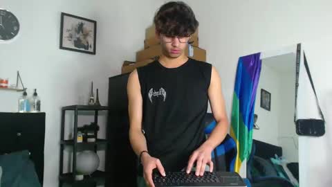 gael_jones online show from 09/14/25, 06:12