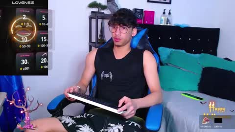 gael_jones online show from 10/14/25, 08:15