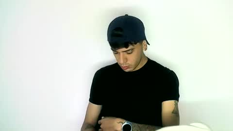 Snapshot of gaelgarcia07 chatting on 02/22/26, 03:07 Gael Garca online show from 02/22/26, 03:07