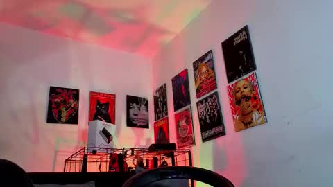 Gael Conner online show from 11/03/25, 02:35