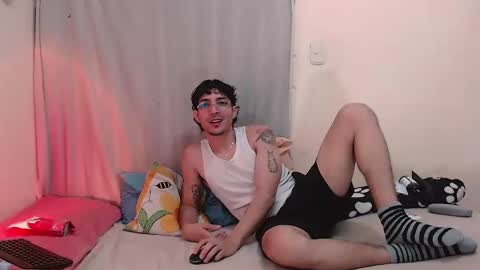 Gaia y Clayde online show from 02/17/26, 08:15