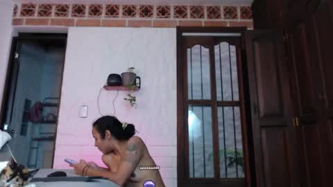 Lenna 3 online show from 01/11/26, 10:26