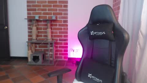 Lenna 3 online show from 02/21/26, 12:06