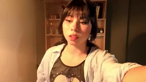 gaia_joness online show from 10/14/25, 01:23