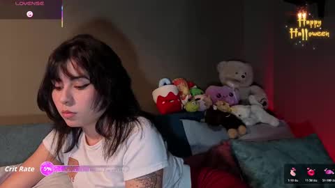 gaia_joness online show from 10/18/25, 07:14