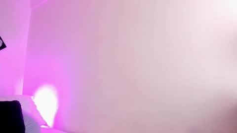 Snapshot of gaia_stonne chatting on 10/31/25, 11:11 gaia_stonne online show from 10/31/25, 11:11