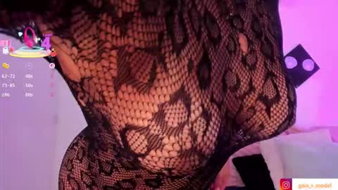 Snapshot of gaia_stonne chatting on 12/04/25, 10:07 gaia_stonne online show from 12/04/25, 10:07