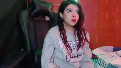 Kate 3 online show from 01/28/25, 07:21