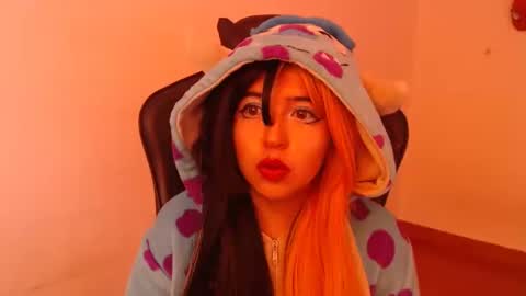 Kate 3 online show from 09/18/25, 08:33