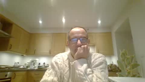 Snapshot of galacx chatting on 01/27/25, 07:35 galacx online show from 01/27/25, 07:35