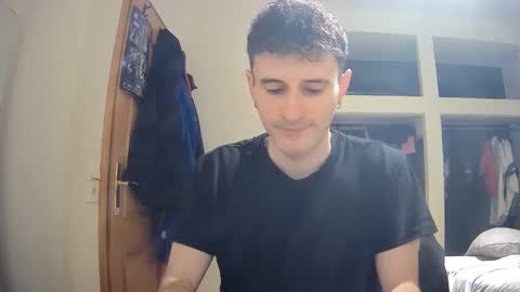 Snapshot of galadrie chatting on 01/08/26, 03:47 Lorenzo online show from 01/08/26, 03:47