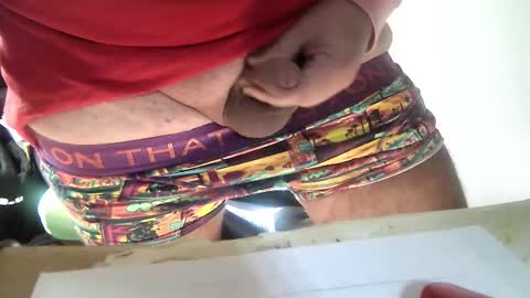 Stutzen online show from 10/24/25, 11:17