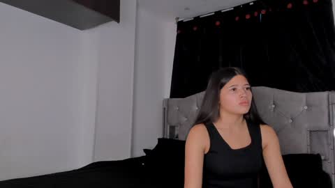 Snapshot of game_with_lesbians_ chatting on 12/13/24, 11:06 game with lesbians online show from 12/13/24, 11:06