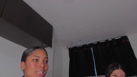 Snapshot of game_with_lesbians_ chatting on 03/08/25, 11:05 game with lesbians online show from 03/08/25, 11:05