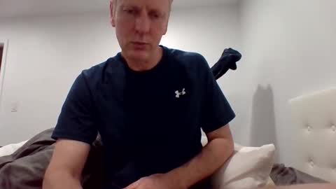 gamerboy200 online show from 12/18/25, 03:34