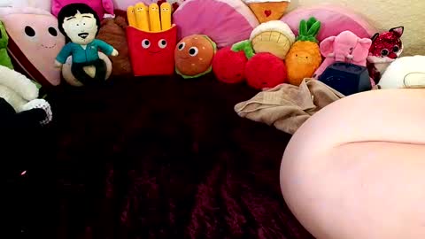 GamerGirlRoxy online show from 09/12/25, 08:09