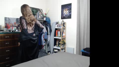 Snapshot of gangbangxxxgirl chatting on 02/01/25, 10:05 HOT  online show from 02/01/25, 10:05