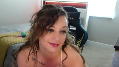 Snapshot of garagesex22 chatting on 05/28/26, 04:59 Jenna - be back MONDAY night. online show from 05/28/26, 04:59