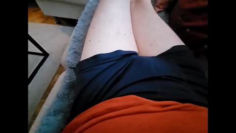 Snapshot of garbis11 chatting on 12/18/25, 03:18 garbis11 online show from 12/18/25, 03:18