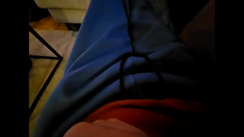 Snapshot of garbis11 chatting on 12/19/25, 03:41 garbis11 online show from 12/19/25, 03:41