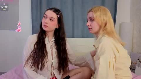 Violla online show from 04/13/26, 03:34