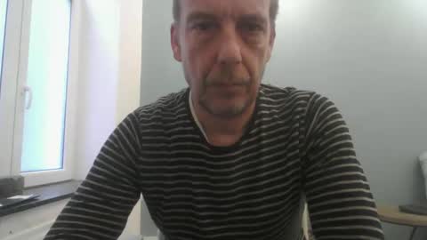 garou75 online show from 12/02/25, 08:19